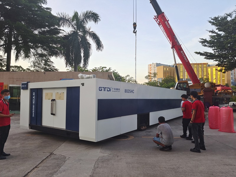 完美体育激光8025HC总线高功率12000W光纤激光切割机交付成功